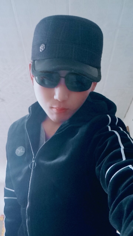 等你的季节的第一张照片--丽水相亲服务中心