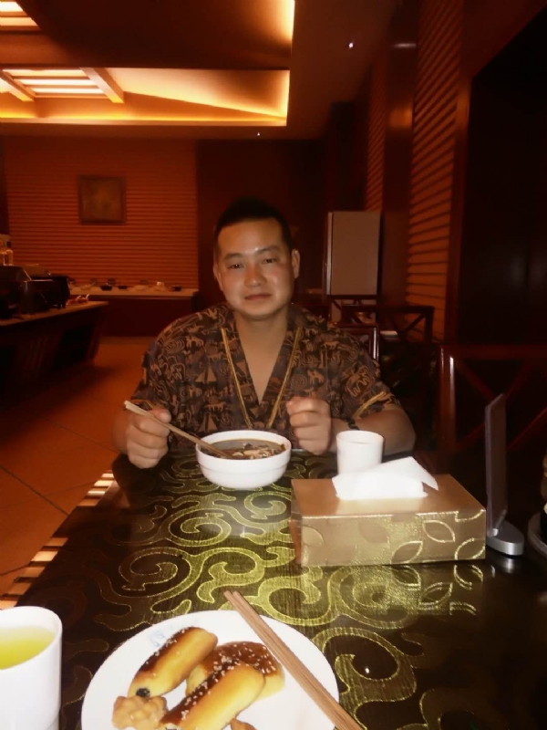 会飞的鱼的第一张照片--丽水相亲服务中心