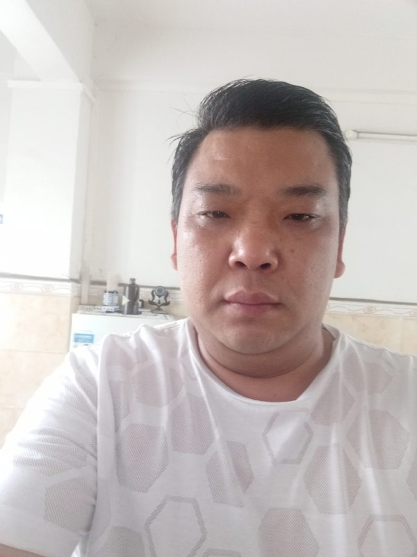 帅帅的第一张照片--丽水相亲服务中心