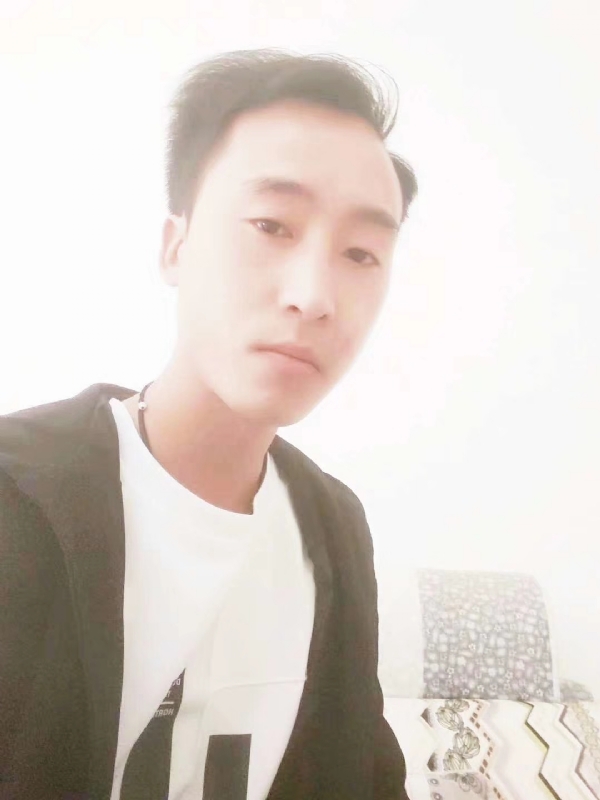 萧艺的第一张照片--丽水相亲服务中心