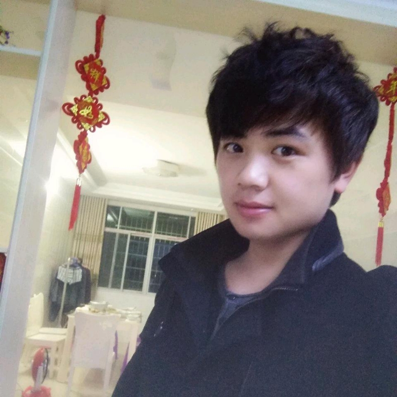 凤凰机器人卡卡老师的第一张照片--丽水相亲服务中心