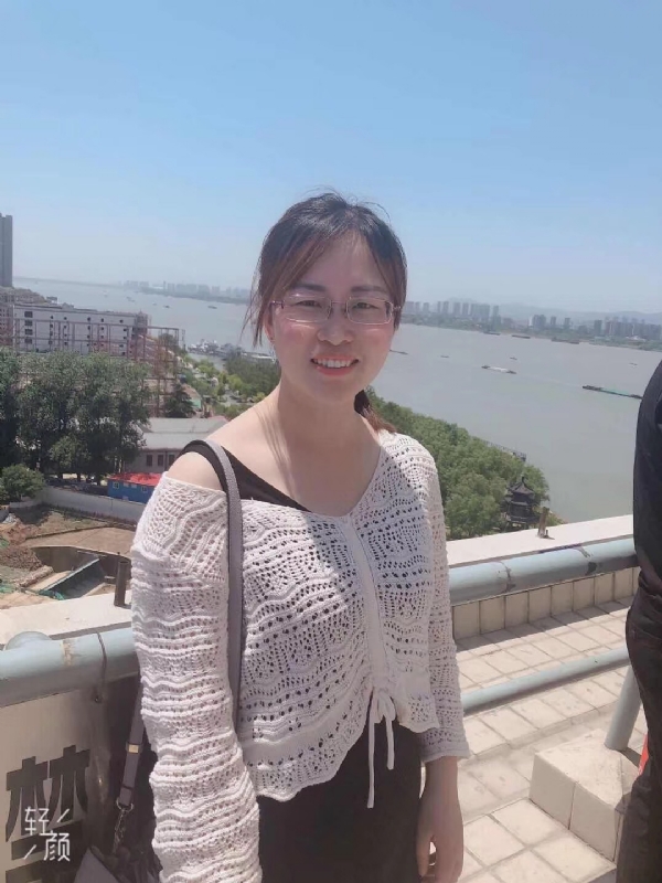 随缘的第一张照片--丽水相亲服务中心