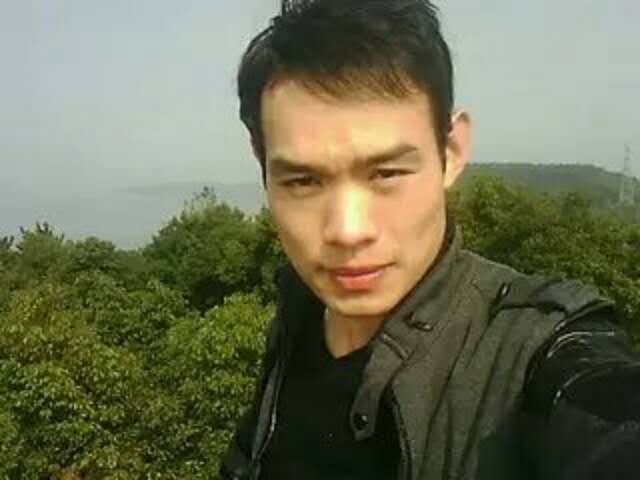 明镜的第一张照片--丽水相亲服务中心