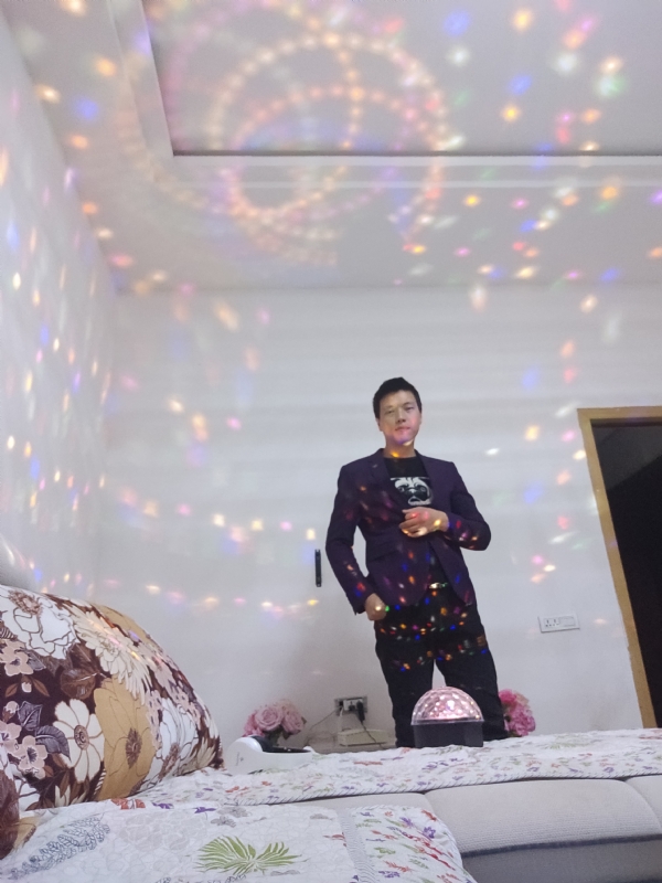 慕凡的第一张照片--丽水相亲服务中心