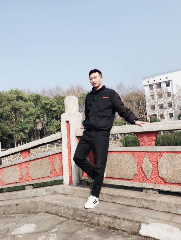 柒玥的第一张照片--丽水相亲服务中心