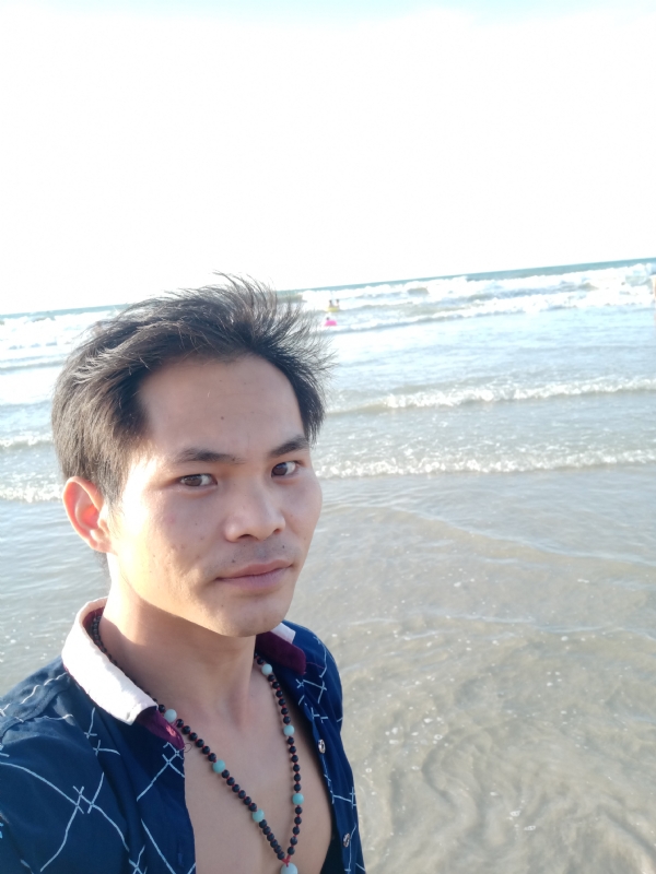 爱已欠费的第一张照片--丽水相亲服务中心