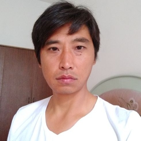 莞尔一笑的第一张照片--丽水相亲服务中心