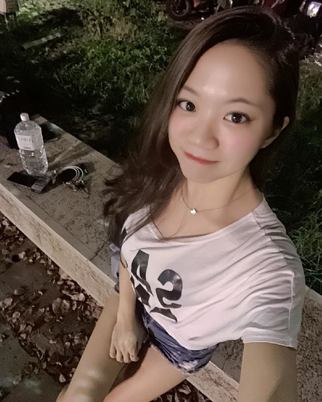 欣欣的第一张照片--丽水相亲服务中心