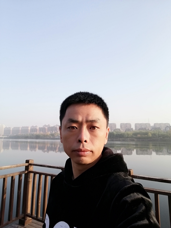 蓝颜的第一张照片--丽水相亲服务中心