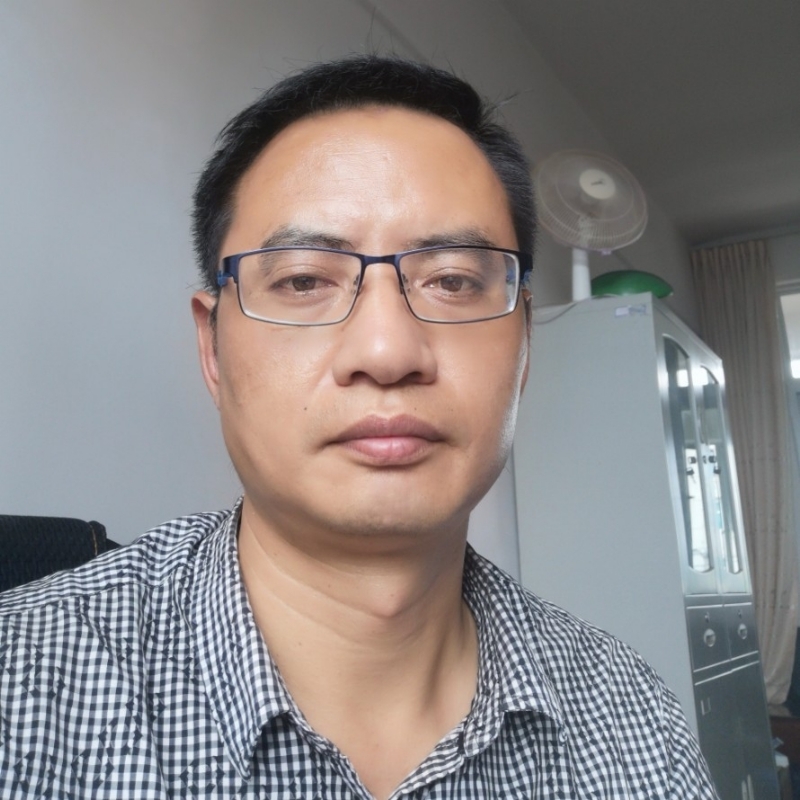 深情久伴的第一张照片--丽水相亲服务中心