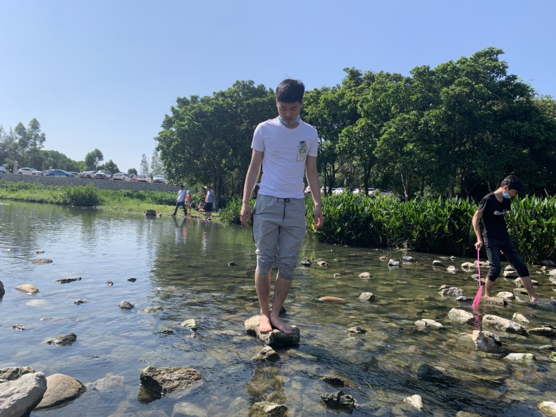 放假吃鸡的第二张照片--丽水相亲服务中心