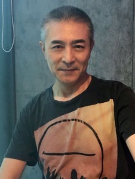 拥抱明天的第一张照片--丽水相亲服务中心