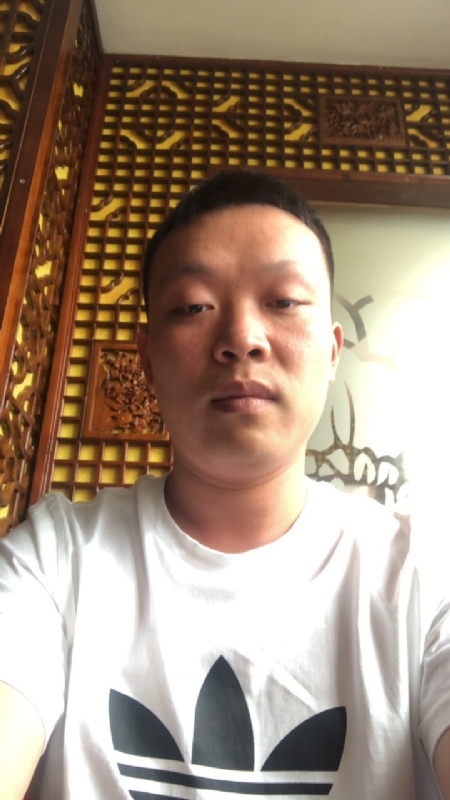 唐子龙的第一张照片--丽水相亲服务中心