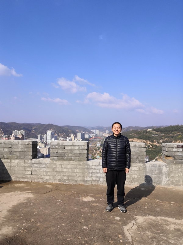 人间不值得的第一张照片--丽水相亲服务中心