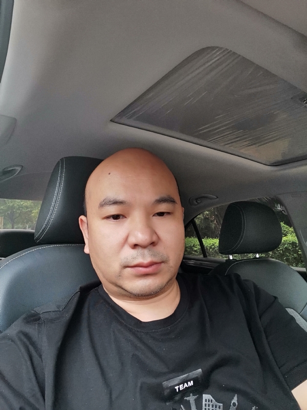 爷们已经老了的第一张照片--丽水相亲服务中心