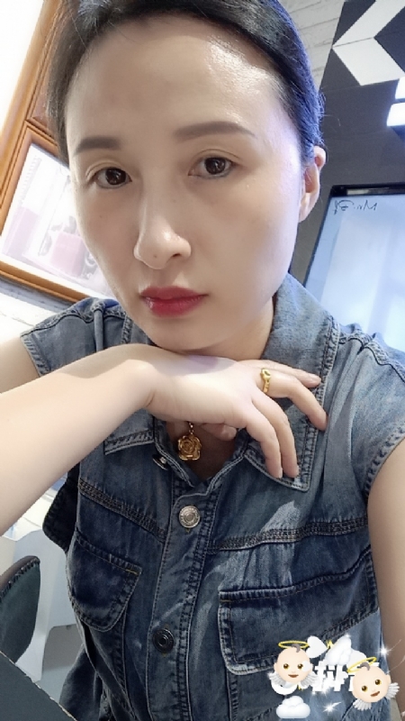 桃子的第三张照片--丽水相亲服务中心