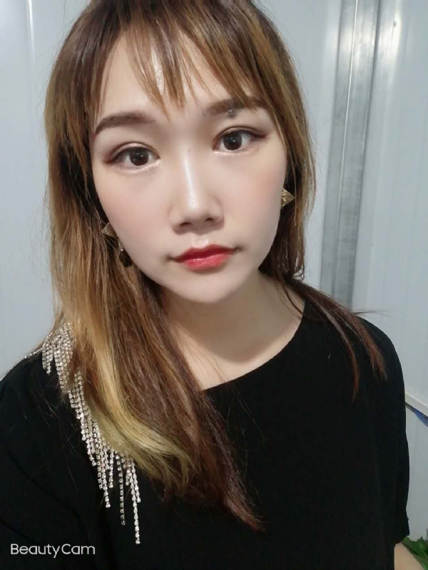 艾薇的第三张照片--丽水相亲服务中心