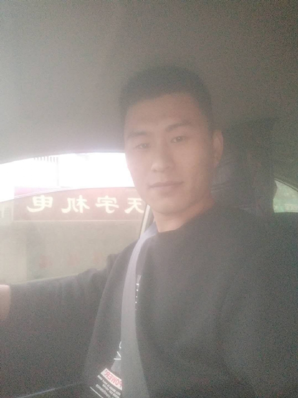 老鼠爱上猫的第一张照片--丽水相亲服务中心