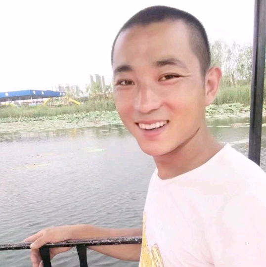 为你等候的第二张照片--丽水相亲服务中心