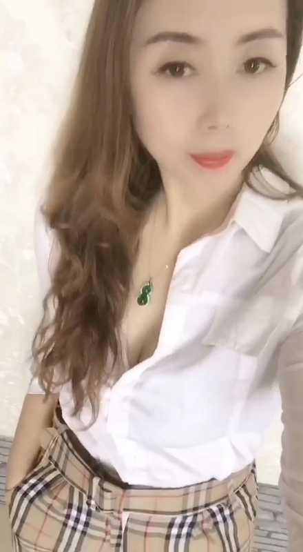 雨蝶的第一张照片--丽水相亲服务中心