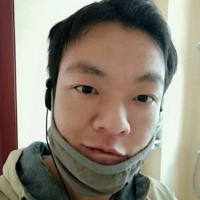 泡沫哭泣的第一张照片--丽水相亲服务中心