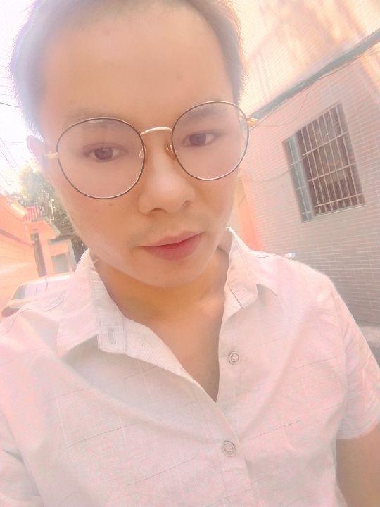 楠呐的第四张照片--丽水相亲服务中心