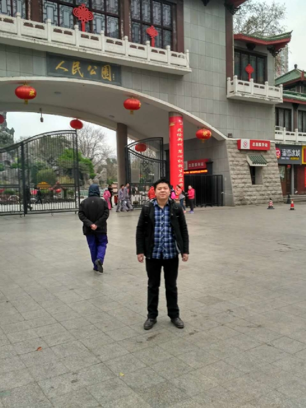 在奋斗的第一张照片--丽水相亲服务中心