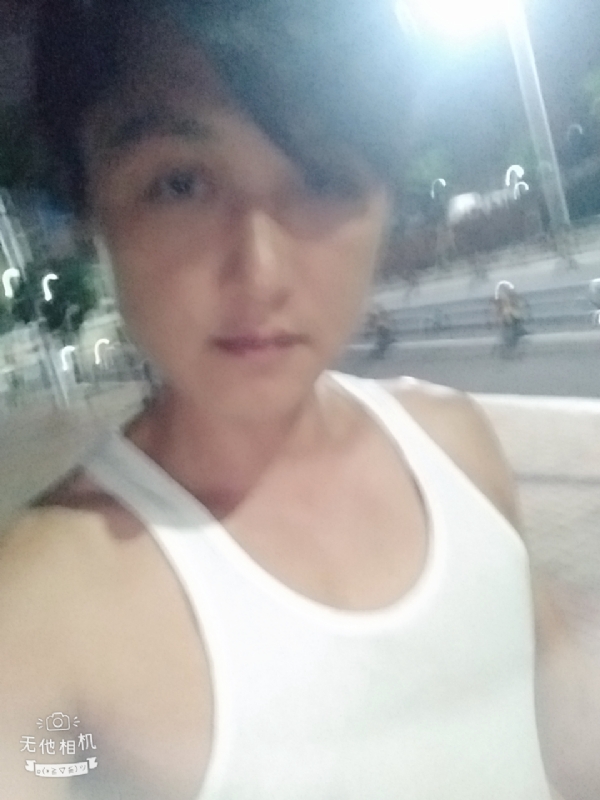 弟弟的第一张照片--丽水相亲服务中心