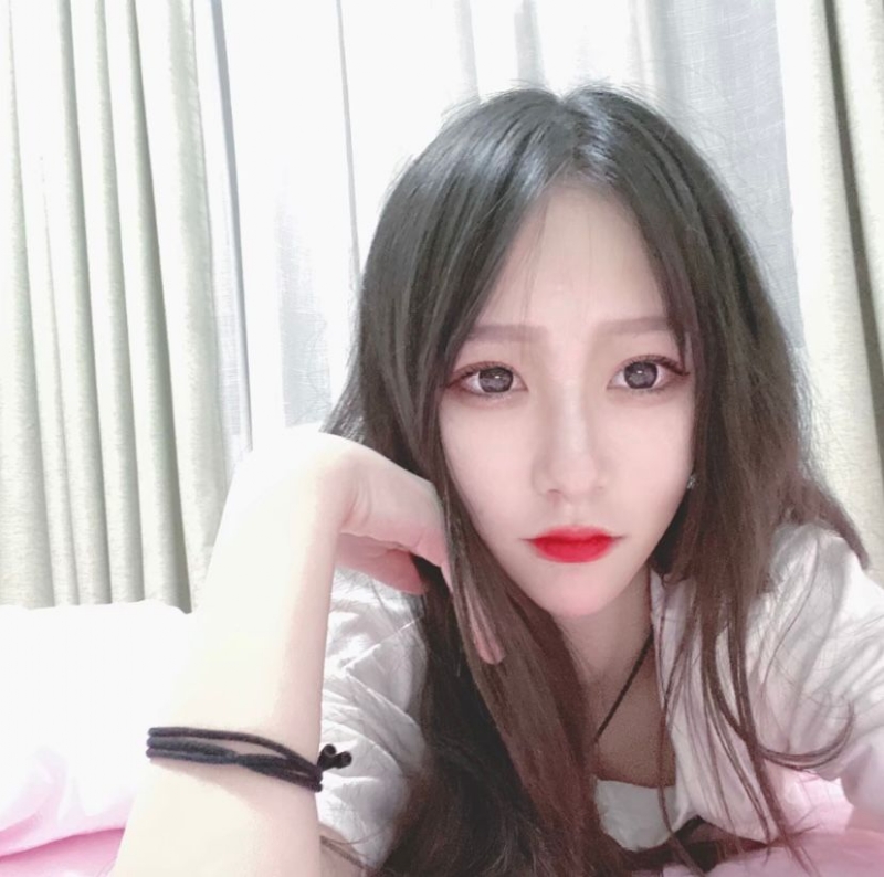 夢怡的第一张照片--丽水相亲服务中心