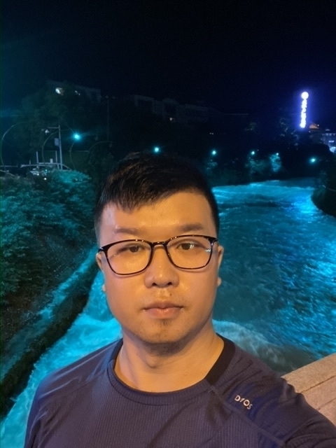 你在哪里的第一张照片--丽水相亲服务中心