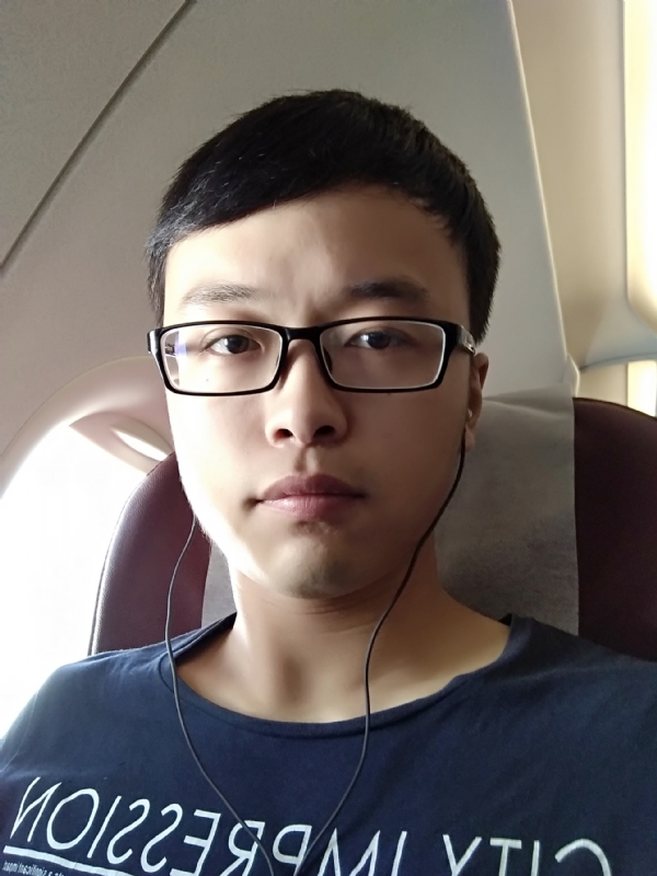 在水一方的第一张照片--丽水相亲服务中心