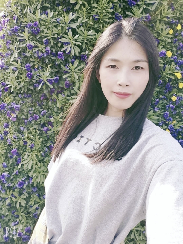 妍妍的第一张照片--丽水相亲服务中心