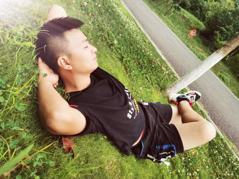 危笑的第一张照片--丽水相亲服务中心