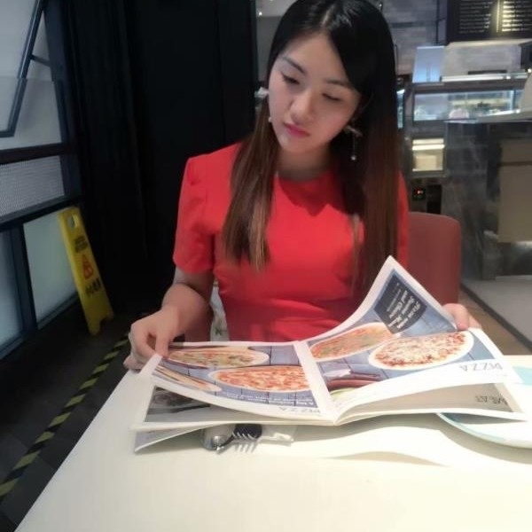 小雪的第一张照片--丽水相亲服务中心