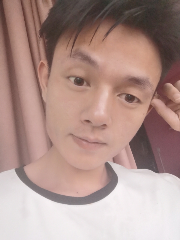 一一得一的第一张照片--丽水相亲服务中心