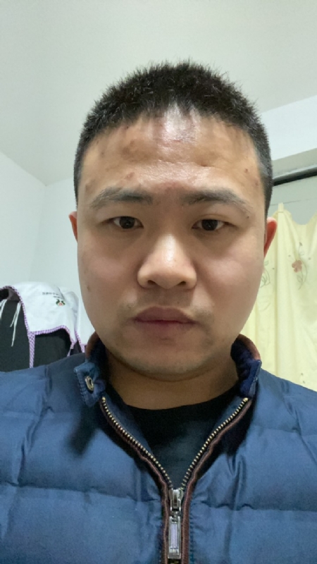 苹果的第一张照片--丽水相亲服务中心