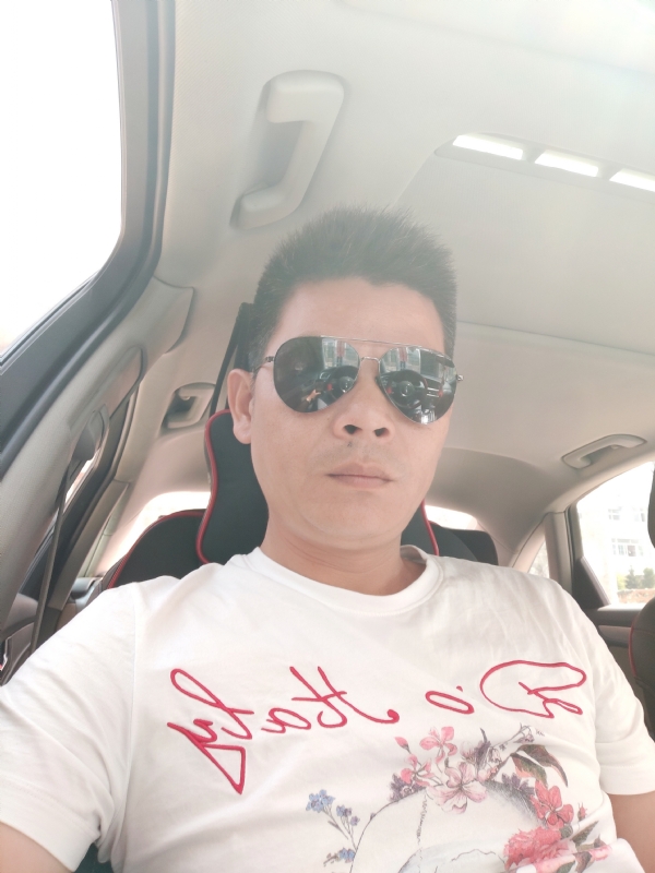 单身已久的第一张照片--丽水相亲服务中心