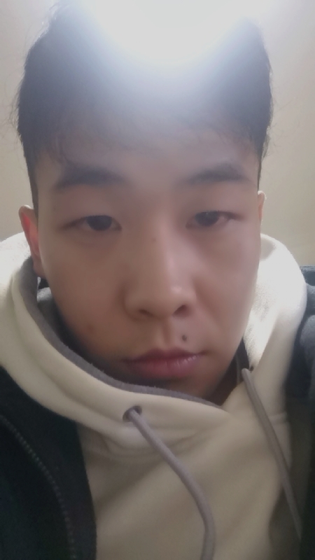 辉会灰的第一张照片--丽水相亲服务中心