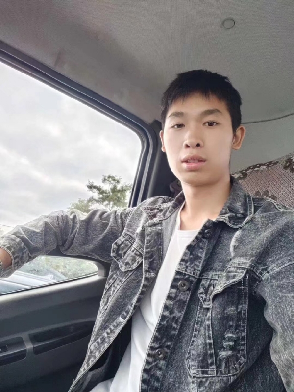 康康的第一张照片--丽水相亲服务中心