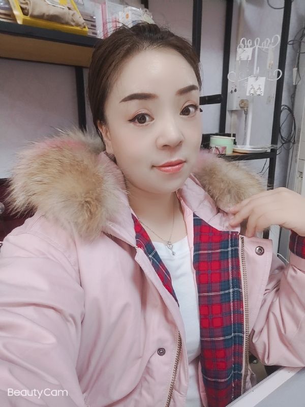 爱雨的第一张照片--丽水相亲服务中心