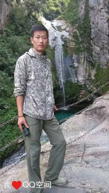 陌颜的第一张照片--丽水相亲服务中心