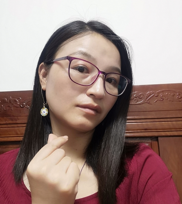 妹叮的第一张照片--丽水相亲服务中心