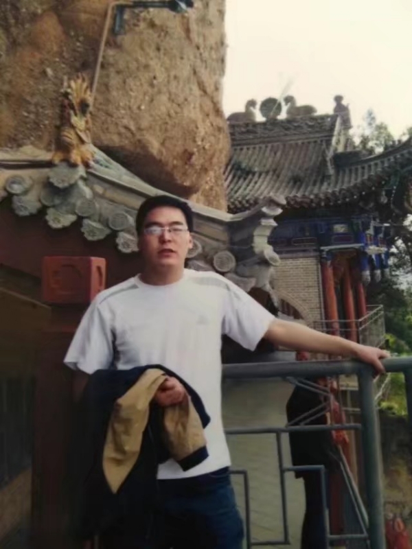 情迷海棠的第一张照片--丽水相亲服务中心