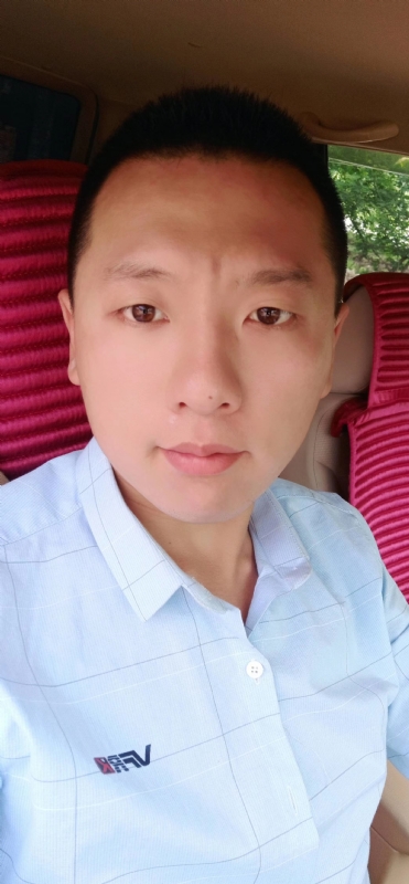 霄上的第二张照片--丽水相亲服务中心