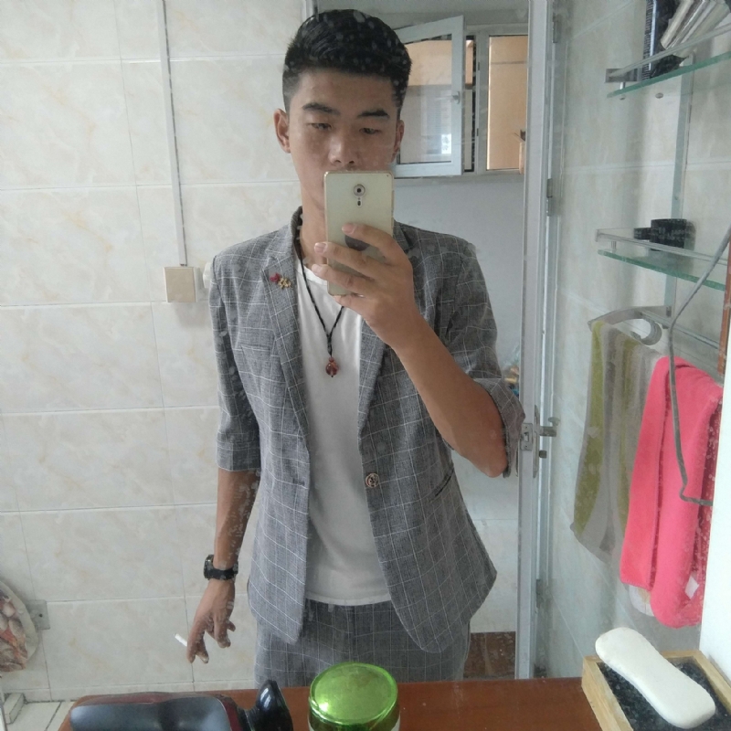 会淹死的鱼的第一张照片--丽水相亲服务中心