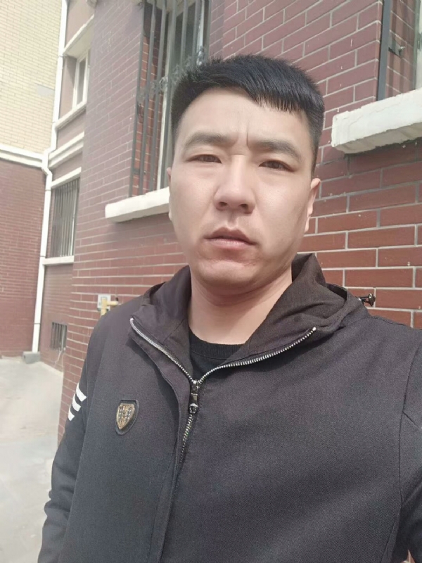 谁伴我闯荡的第一张照片--丽水相亲服务中心