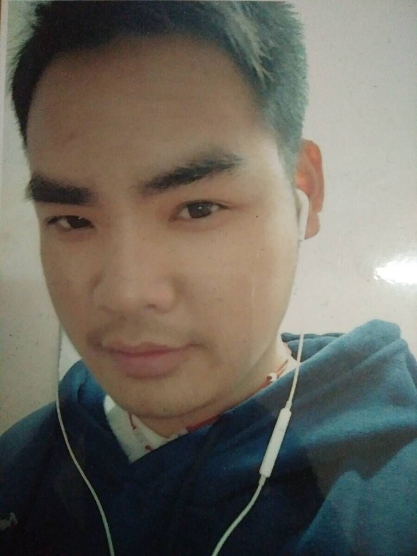 渴望爱的第一张照片--丽水相亲服务中心