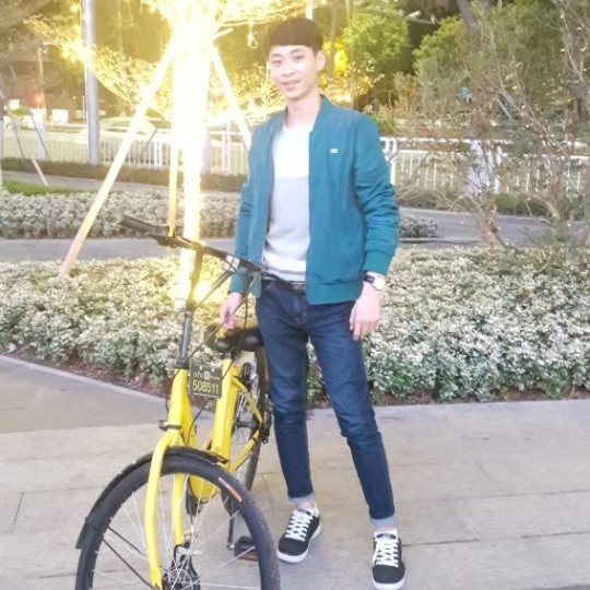 李伟的第一张照片--丽水相亲服务中心