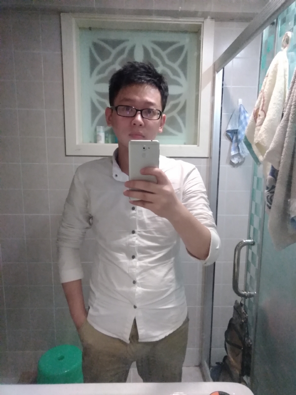 花谢魂伤的第三张照片--丽水相亲服务中心