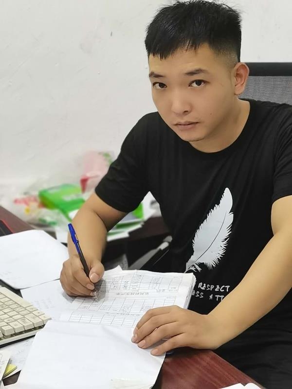 寻找另一伴的第一张照片--丽水相亲服务中心